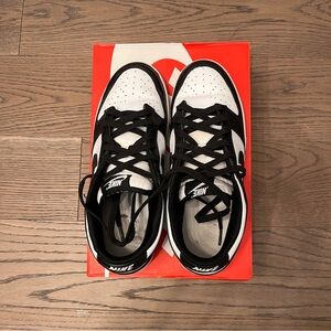 Nike Dunk Low Retro (Panda) Men’s US Size 9.5 (Excellent Condition)